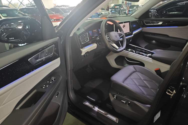 Used Volkswagen Teramont 2024 380TSI Four-Wheel Drive Longxiang Edition