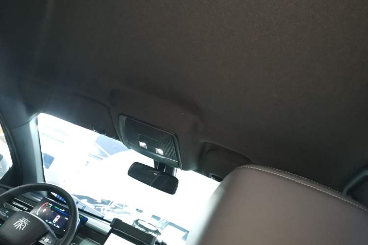 Used BYD Qin PLUS 2025 DM-i Smart Drive 55KM Leading Model
