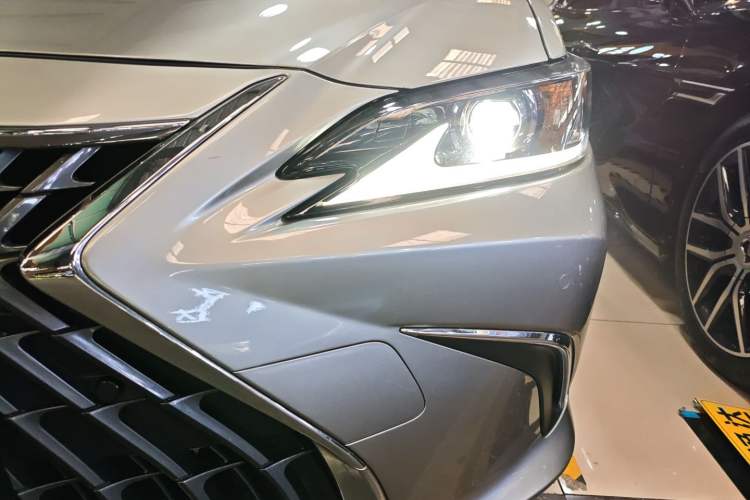 Used Lexus ES 2023 200 Excellence Edition