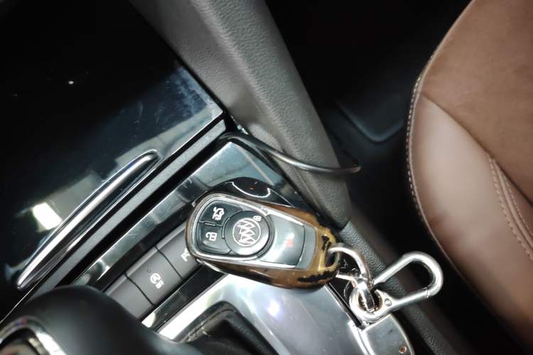 Used Buick Regal 2019 Revised 20T Luxury Version China VI Standard
