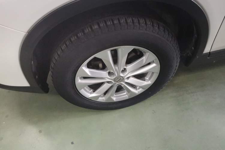 Used Nissan X-Trail 2015 2.0L CVT Comfort MAX Edition 2WD