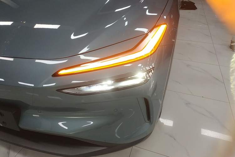 Used ONVO L60 2024 60 kWh Rear-Drive Version