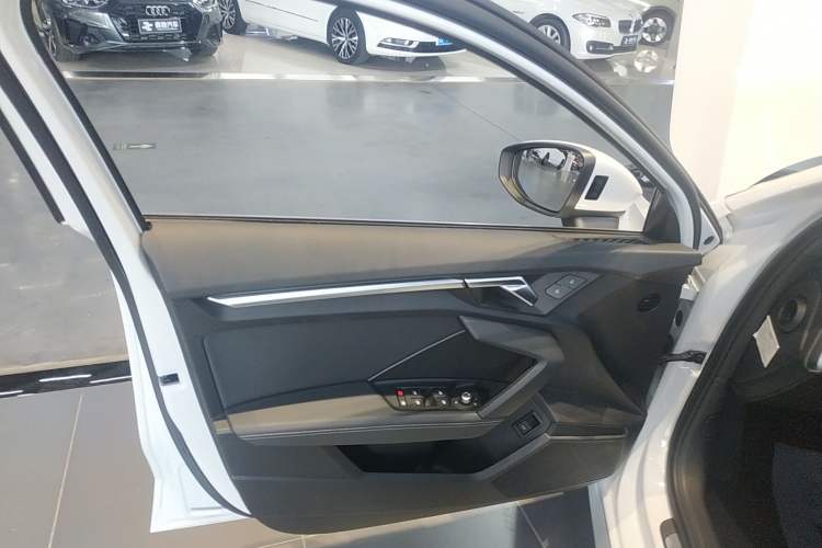 Used Audi A3 2022 Sportback 35 TFSI Fashionable Sports Model
