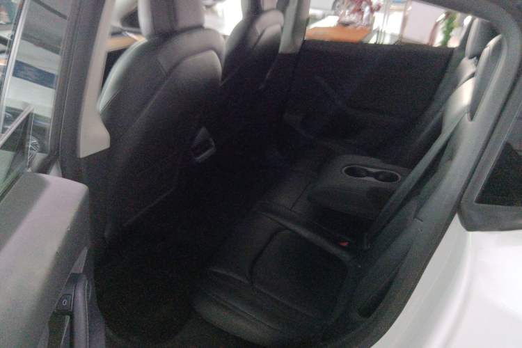 Used Tesla Model Y 2021 Standard Range Rear-Wheel Drive Version