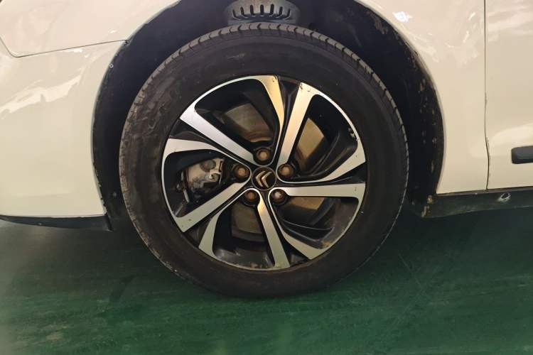 Used Citroen C5 2017 350THP Automatic Comfort Model
