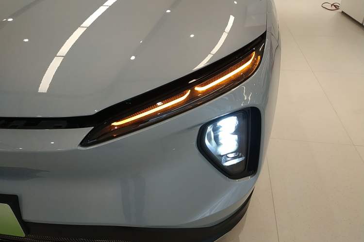 Used Nio ES6 2023 75 kWh
