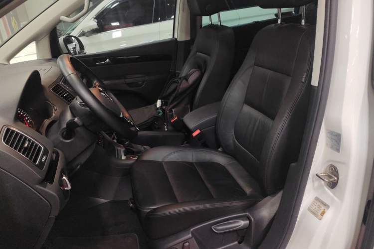 Used Volkswagen Sharan 2016 380TSI Luxury 7-Seater
