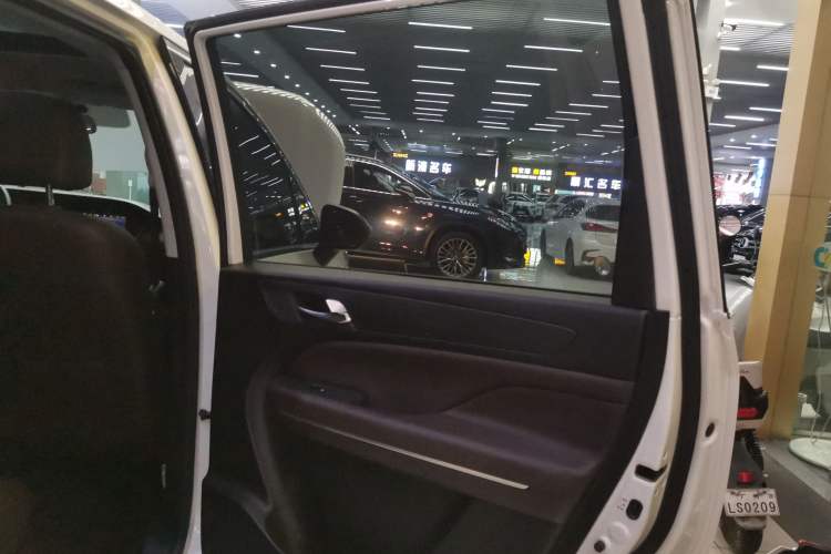 Used GAC Trumpchi M6 2019 270T DCT Luxury Edition (7-seater) China VI