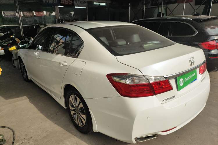 Used Honda Accord 2015 2.0L LX Comfort Edition
