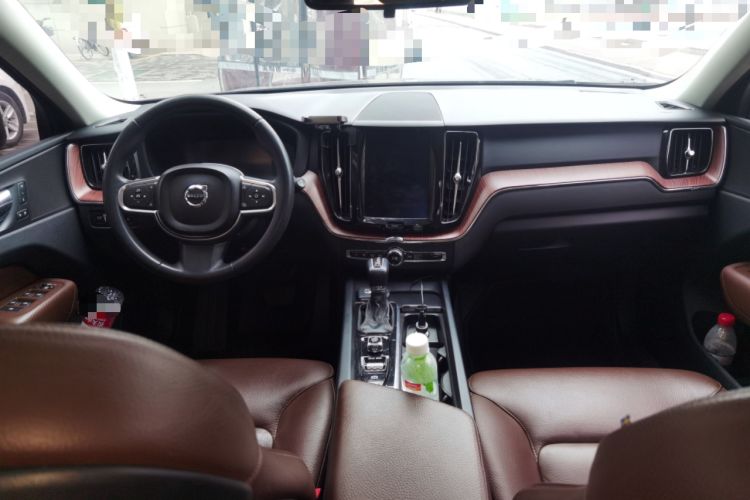 Used Volvo XC60 2019 T5 4x4 Smart Edition China V Standard