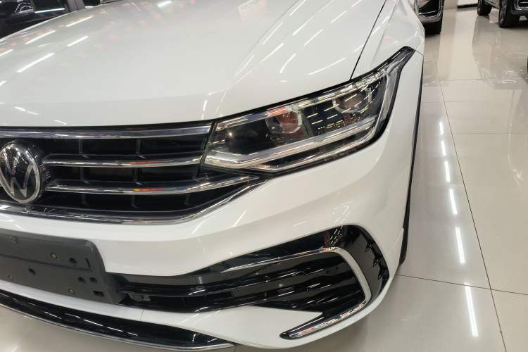 Used Volkswagen Tiguan L 2022 330TSI Automatic Two-Wheel Drive R-Line Enhanced Edition
