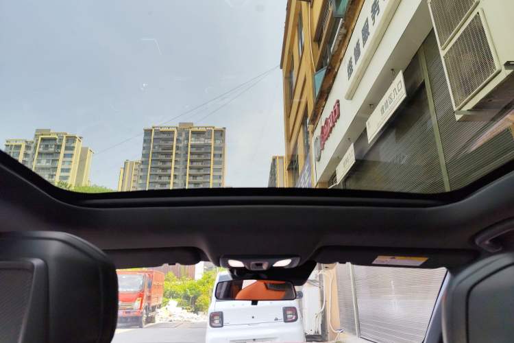 Used Changan UNI-V 2022 1.5T Smart Navigation Version
