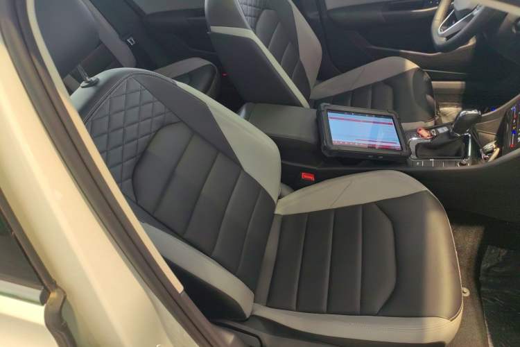 Used Volkswagen Bora 2023 300TSI DSG Prestige Edition
