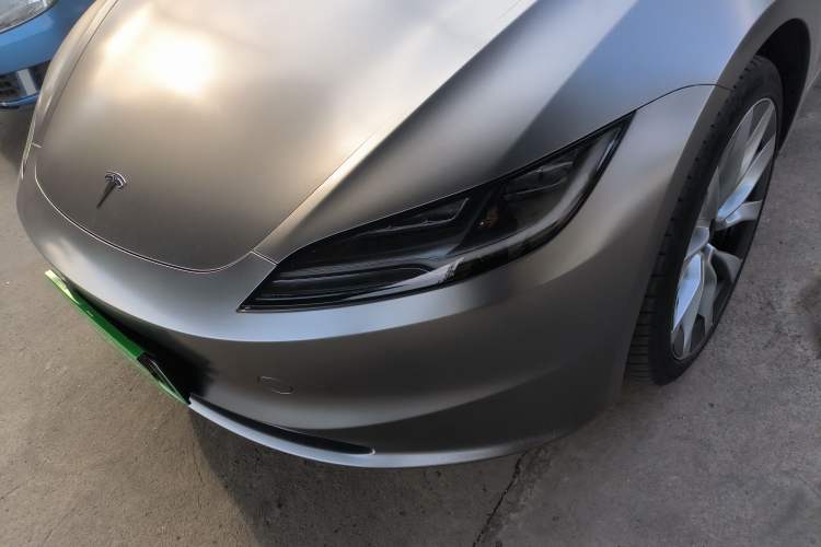 Used Tesla Model 3 2023 Long-Range All-Wheel-Drive Version