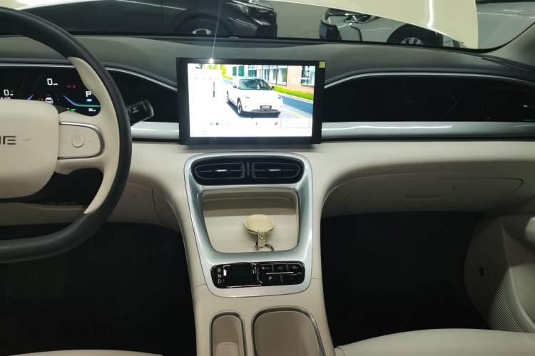 Used  Geome 2025 310km Youth Edition