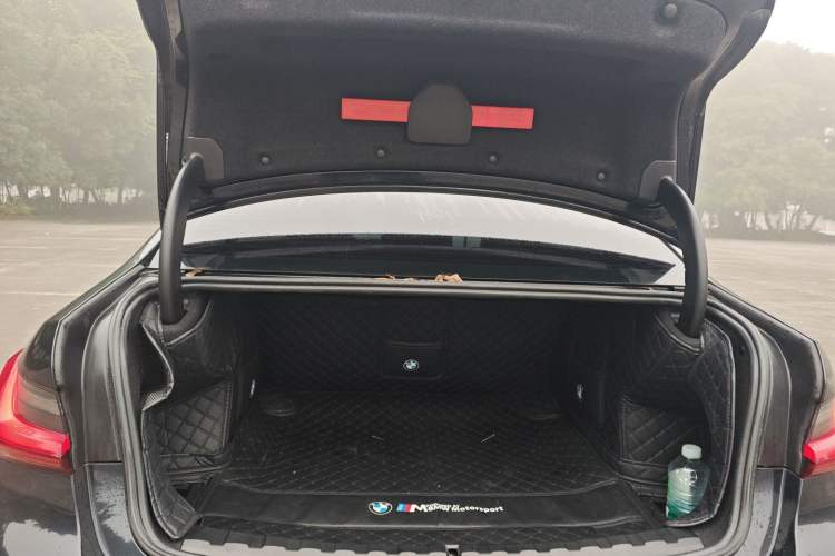 Used BMW 3 Series 2024 320Li M Sport Package