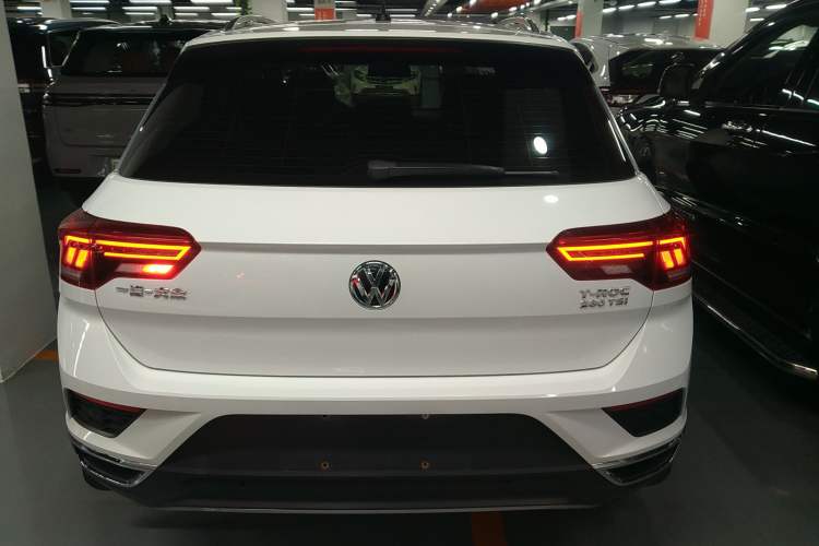 Used Volkswagen T-ROC 2019 280TSI DSG Two-Wheel Drive Comfort Version China VI Standard
