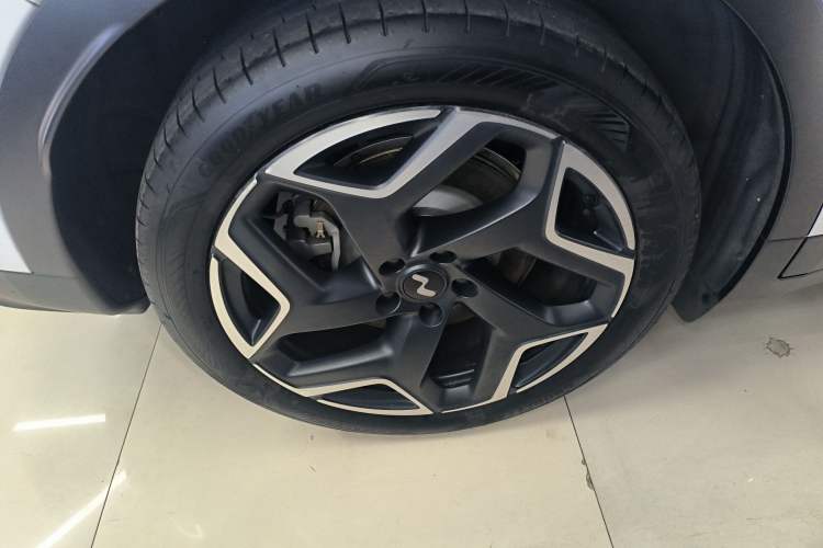 Used ONVO L60 2024 60 kWh Rear-Drive Version