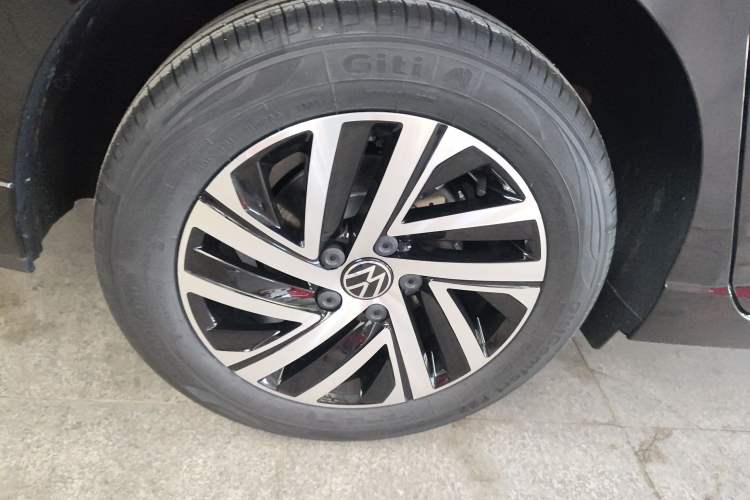 Used Volkswagen Lavida 2024 1.5L Automatic 5 Million Edition