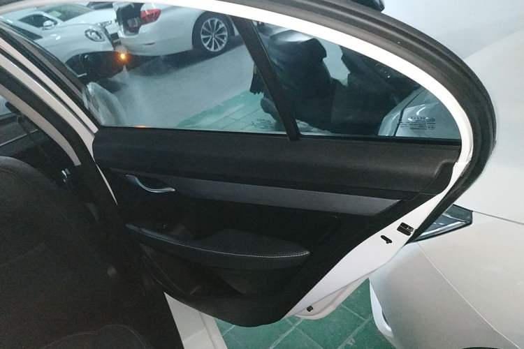 Used Geely Auto Emgrand 2021 UP 1.5L CVT Comfort Model
