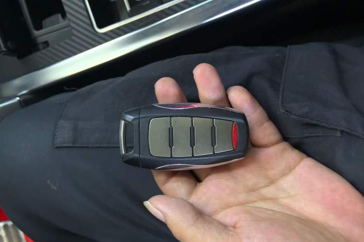 Used Haval H7 2017 Red-Label H7 2.0T Automatic Prestige Model
