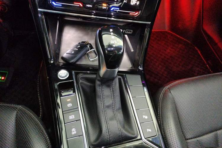 Used Volkswagen Passat 2022 330TSI Starry Luxury Edition
