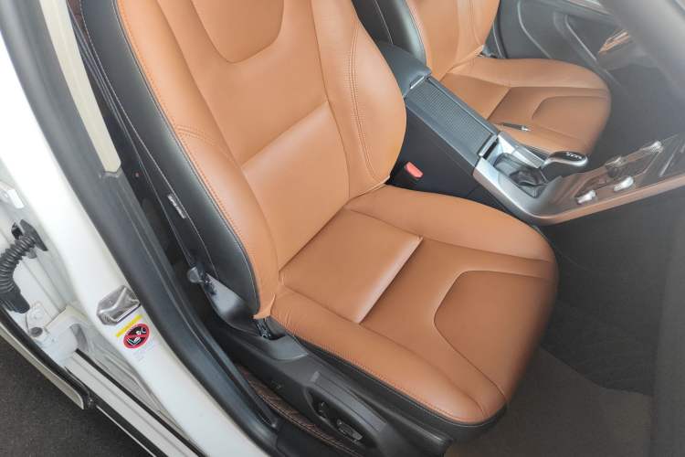 Used Volvo S60 2017 S60L T4 Smart Range Edition