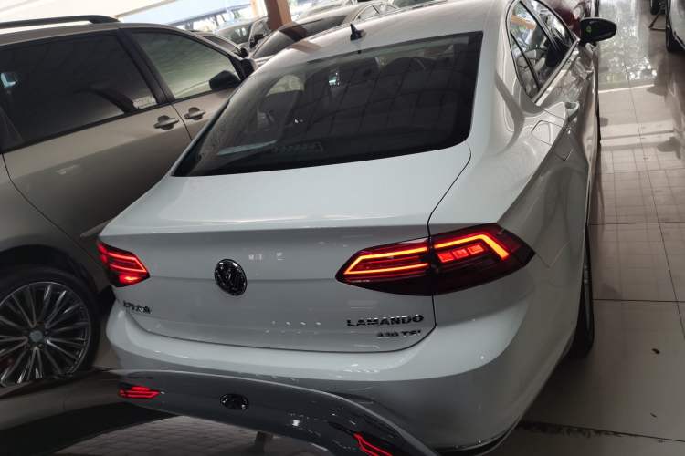 Used Volkswagen Lamando 2021 230TSI DSG Fashion Edition