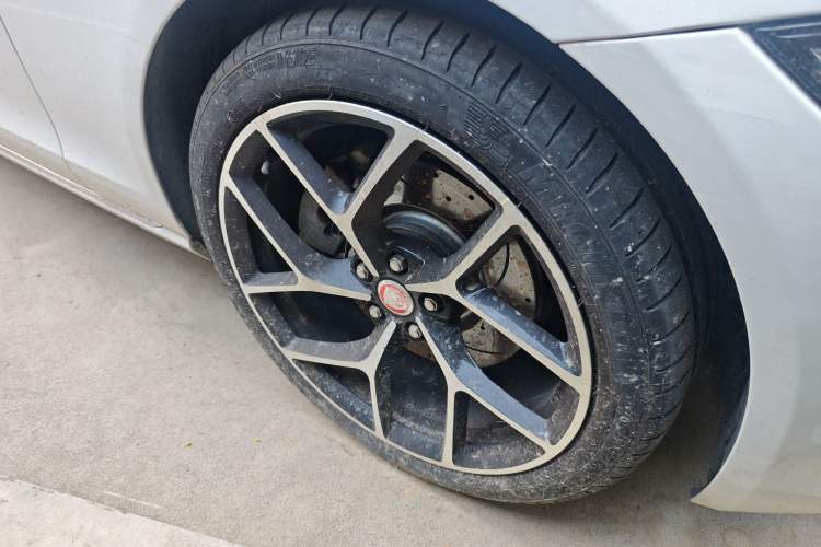 Used Jaguar XFL 2018 XFL 2.0T 250 PS Premium Edition
