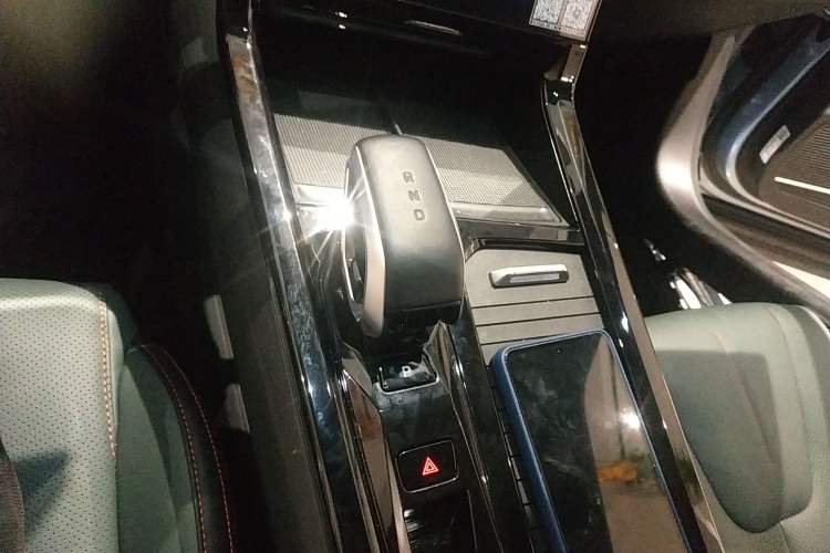 Used Geely Auto Emgrand X7 Sport 2024 1.5TD Dragon Edition
