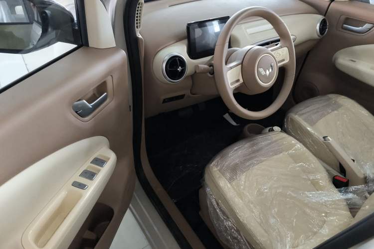 Used Wuling Hongguang MINIEV 2025 Four-Door Version Advanced Edition