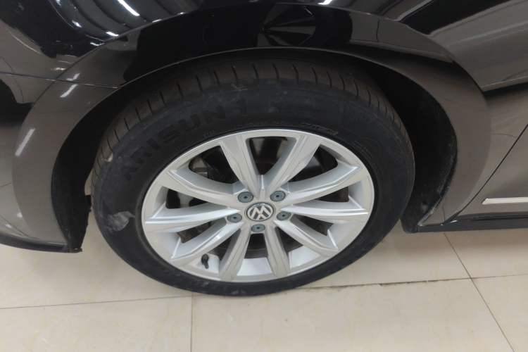 Used Volkswagen Passat 2017 280TSI DSG Luxury Edition
