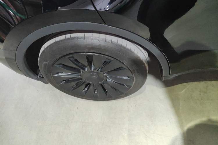 Used Tesla Model Y 2023 Rear-Wheel-Drive Version