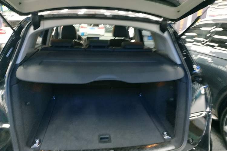 Used Audi Q5 2017 Plus 40 TFSI Ambition Model