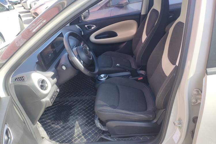 Used Wuling Bingo 2023 333 km Enjoyment Version
