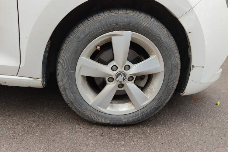 Used Skoda Rapid Spaceback 2018 1.6L Automatic Comfort Edition