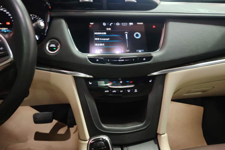 Used Cadillac XT5 2016 28T Four-Wheel Drive Tech Version