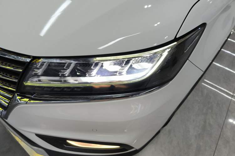 Used Roewe RX5 2018 30T Two-Wheel Drive Automatic Internet Platinum Edition
