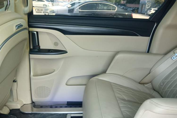 Used Buick GL8 2023 ES Lu Zun Luxury Model
