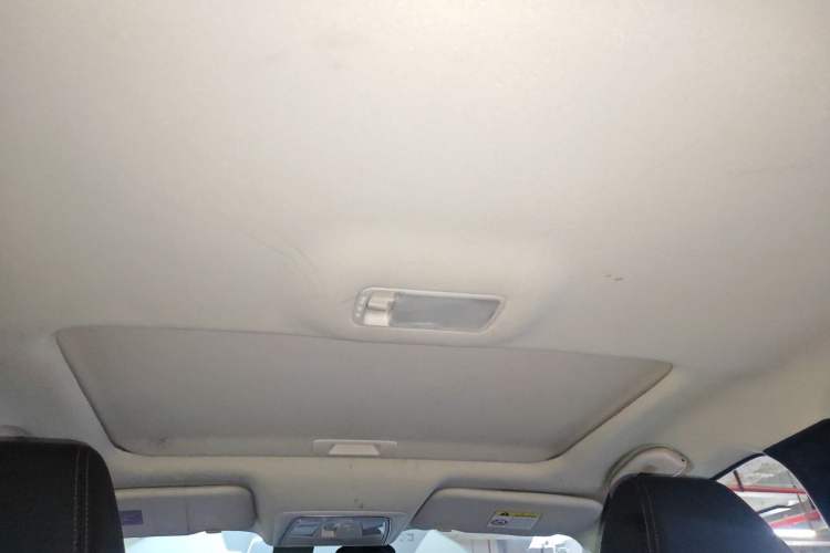 Used Venucia D60 2019 1.6L XL CVT Smart Connect Elite Edition
