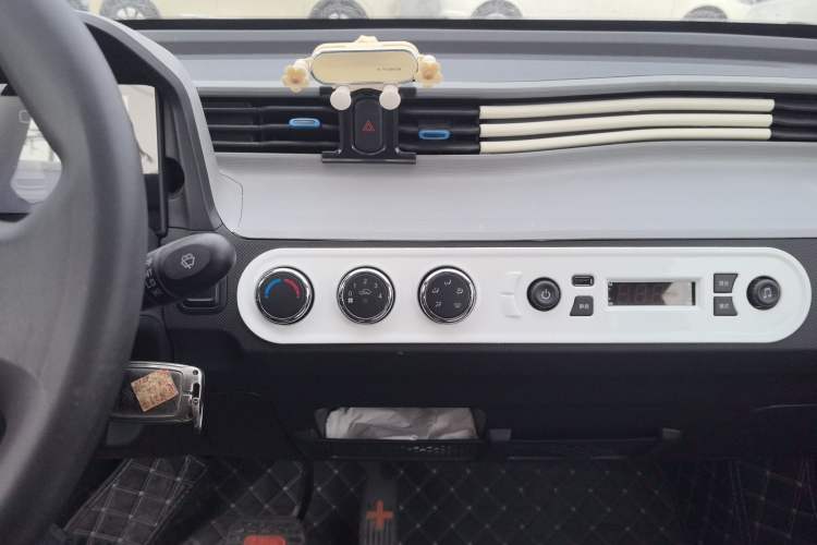 Used Wuling Hongguang MINIEV 2022 Zizai Version Lithium Iron Phosphate