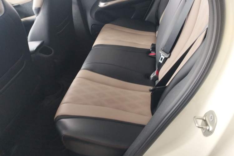 Used BYD Dolphin 2023 420 km Fashion Edition
