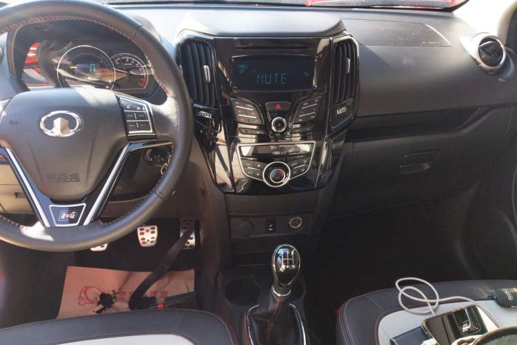 Used Great Wall M4 2014 1.5L manual Comfort trim level
