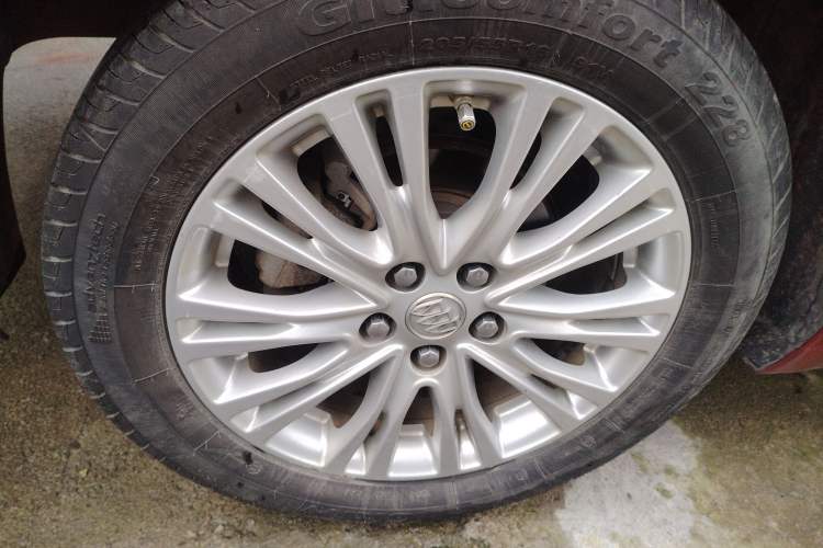 Used Buick GT 2017 15N Automatic Elite Version
