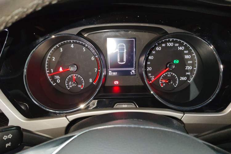 Used Volkswagen Touran 2018 Volkswagen Touran L 280TSI DSG Boundary Edition 7 Seats China V Emission Standard