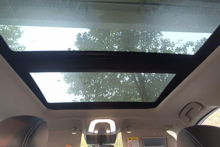 Used Venucia Star 2023 260T Starful Achievement Edition Pro
