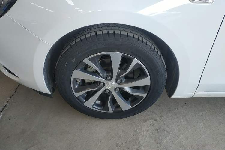 Used Buick Excelle GX 2019 18T Automatic Connected Elite Model China VI Standard