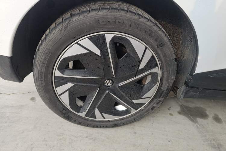 Used MG 4 EV 2022 425 km Luxury Edition