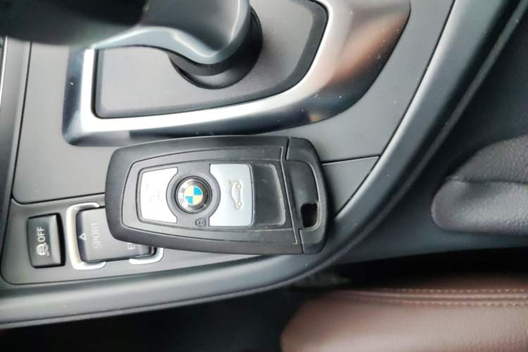 Used BMW 3 Series 2018 320Li Fashion Model
