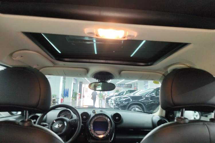 Used  Countryman 2014 1.6L COOPER Excitement
